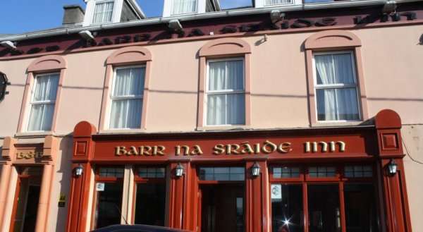 Barr Na Sraide Inn
