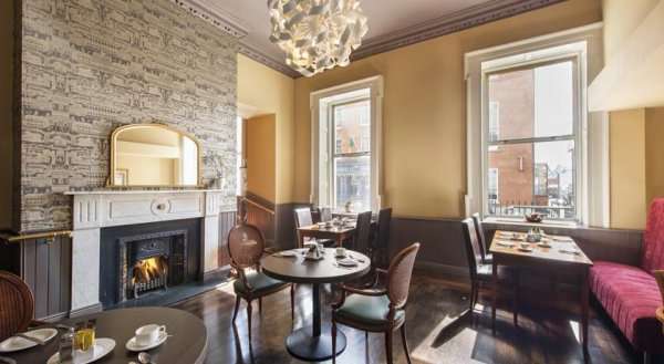 Barry's Hotel