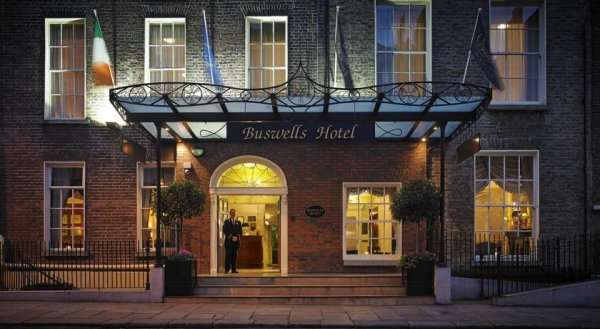 Buswells Hotel