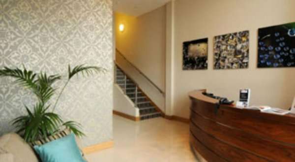 Carrick Plaza Suites