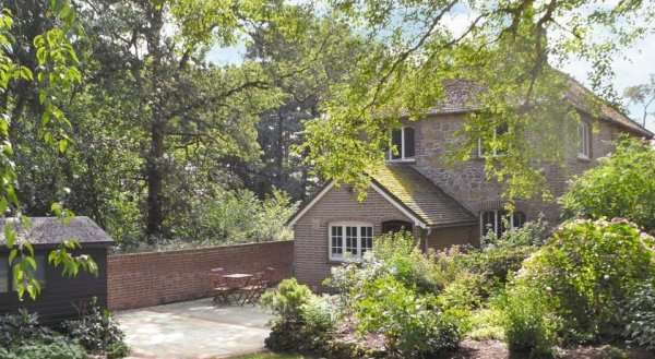 1 Tanhurst Cottage