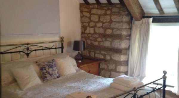 18th Century Cottage Woodstock