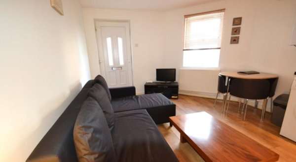 5 Cambrian Place