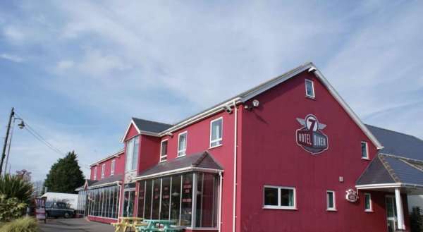 7Hotel Diner