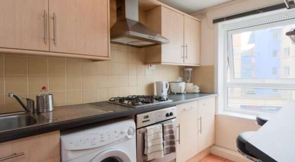 Aisha Apartment- Scottish Parliament 1
