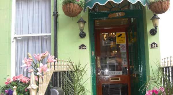 Albany Hotel