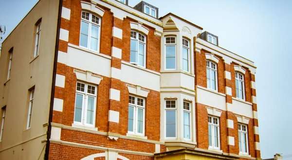 Albion Guest House & Apartments