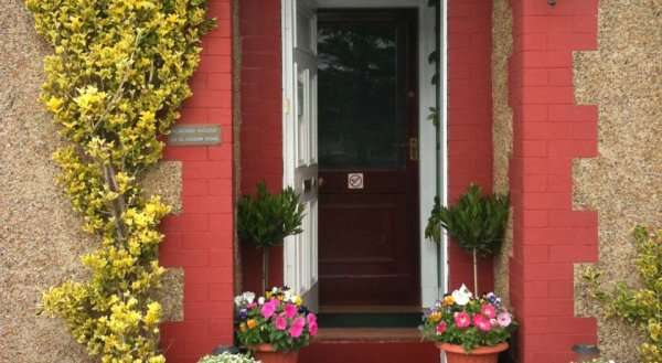 Almond House B&B