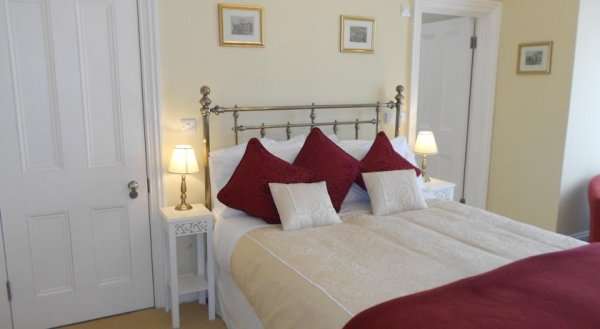 Aria House Luxury Bed and Breakfast