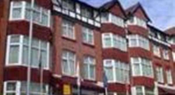 Ascot Hotel