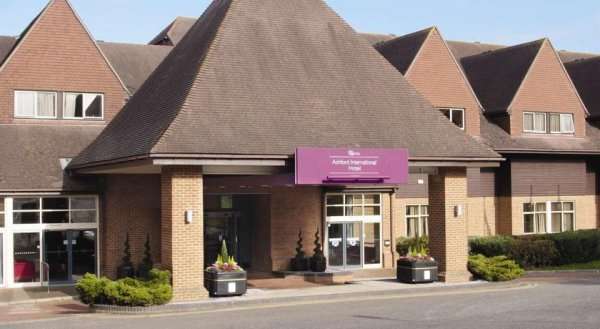 Ashford International Hotel - QHotels