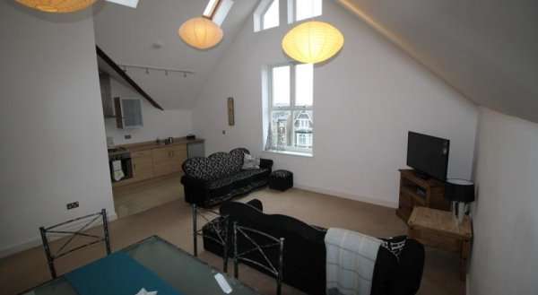 Ashgrove Court Flat