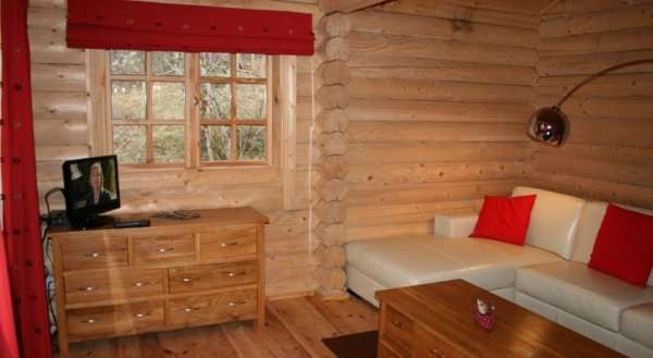 BCC Loch Ness Log Cabins