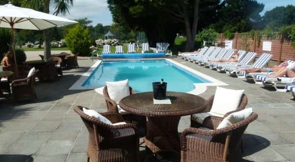 Beachcombers Hotel
