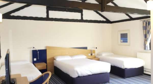 Beadlow Manor Hotel