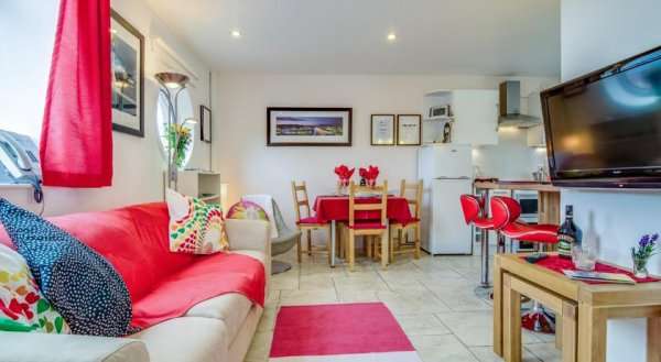 Belfast City Centre Apartment