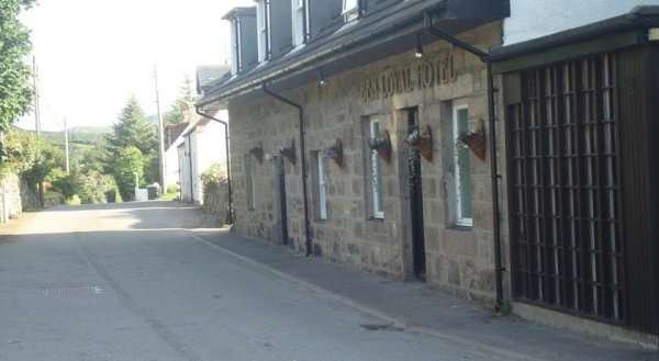 Ben Loyal Hotel