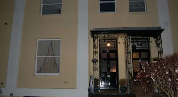 Bentons Guest House