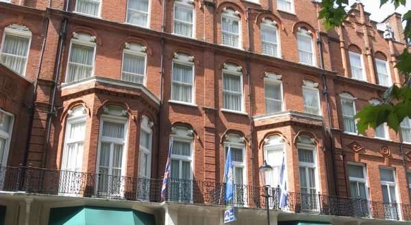 Best Western Burns Hotel