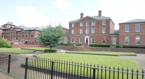 BEST WESTERN PLUS Stoke On Trent Moat House
