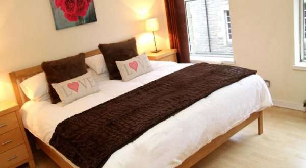 Blackfriars Apartment