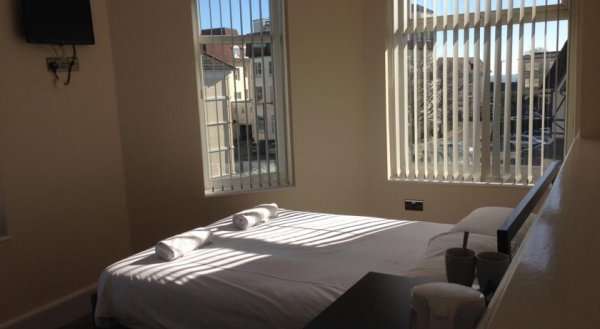 Bonnington Hotel