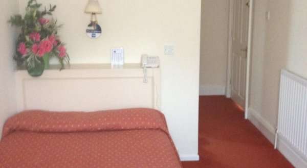 Borough Arms Hotel