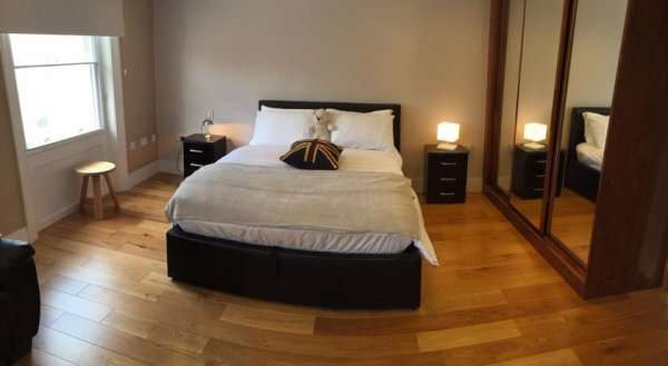 Brewer Street Apartment
