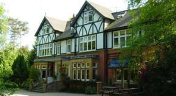 Brockenhurst Hotel