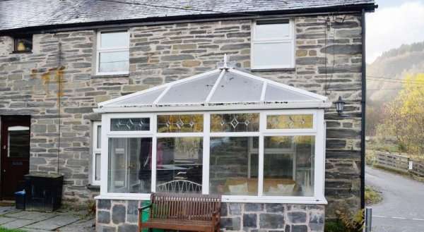Bron Elan Cottage