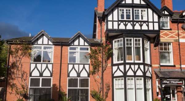 Bryn Woodlands House