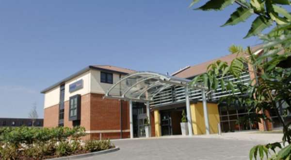 Burleigh Court Hotel and Leisure