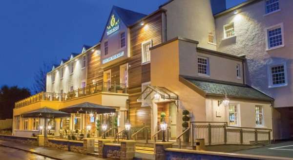 Busby Hotel