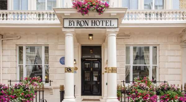 Byron Hotel