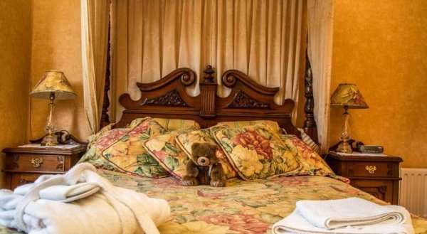 Cambridge Villa Hotel