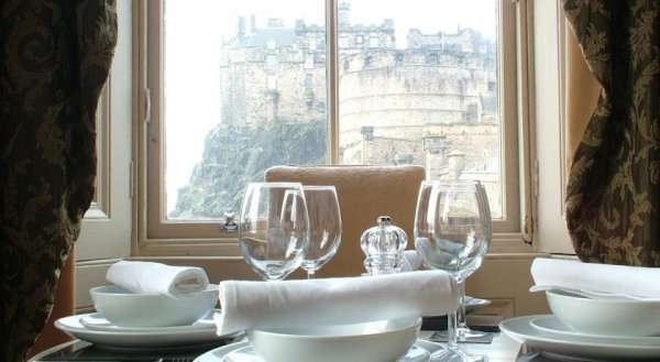 Castle Esplanade by Reserve Apartments