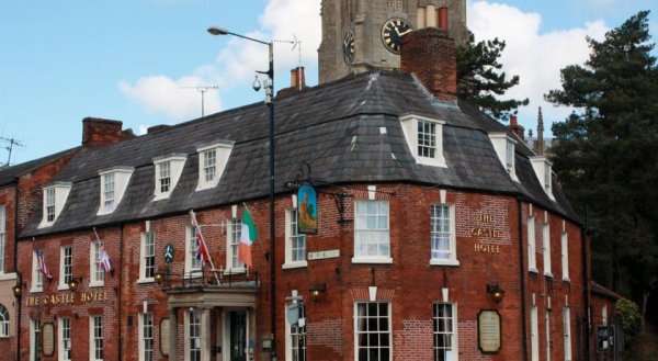 Castle Hotel