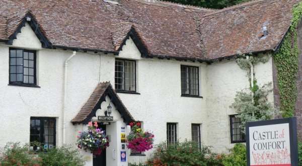 Castle Of Comfort Country House