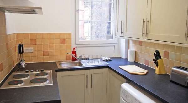 Castle Wynd Apartment