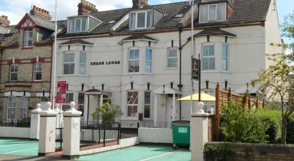 Cedar Lodge Hotel