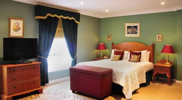 Chalk Lane Hotel