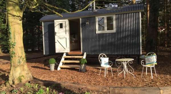 Chez Marguerite Luxury Shepherd's Hut