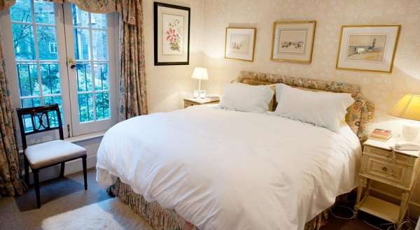 Classic Pimlico Home SW1
