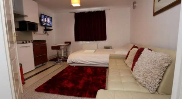 Classic Studio Lytham Up London
