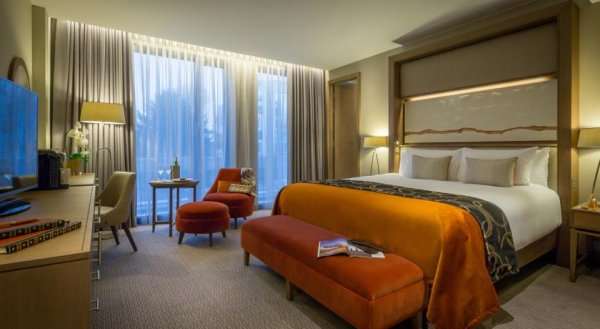 Clayton Hotel Chiswick