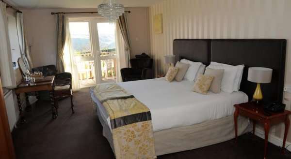 Cliffemount Hotel