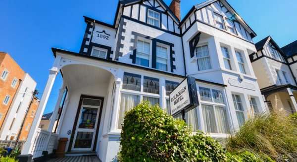 Colbourn Hotel