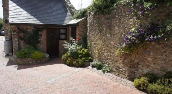 Colyton Holiday Cottages