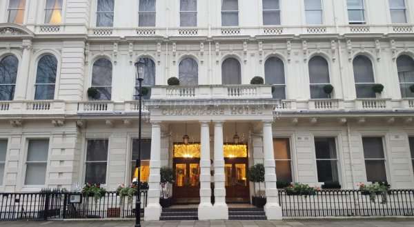 Commodore Hotel