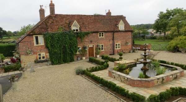 Common Leys Farm